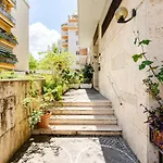 Vch Vatican Charming House *